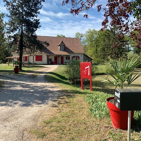 L'Etang Des 7 Hotell Le Controis-en-Sologne Eksteriør bilde
