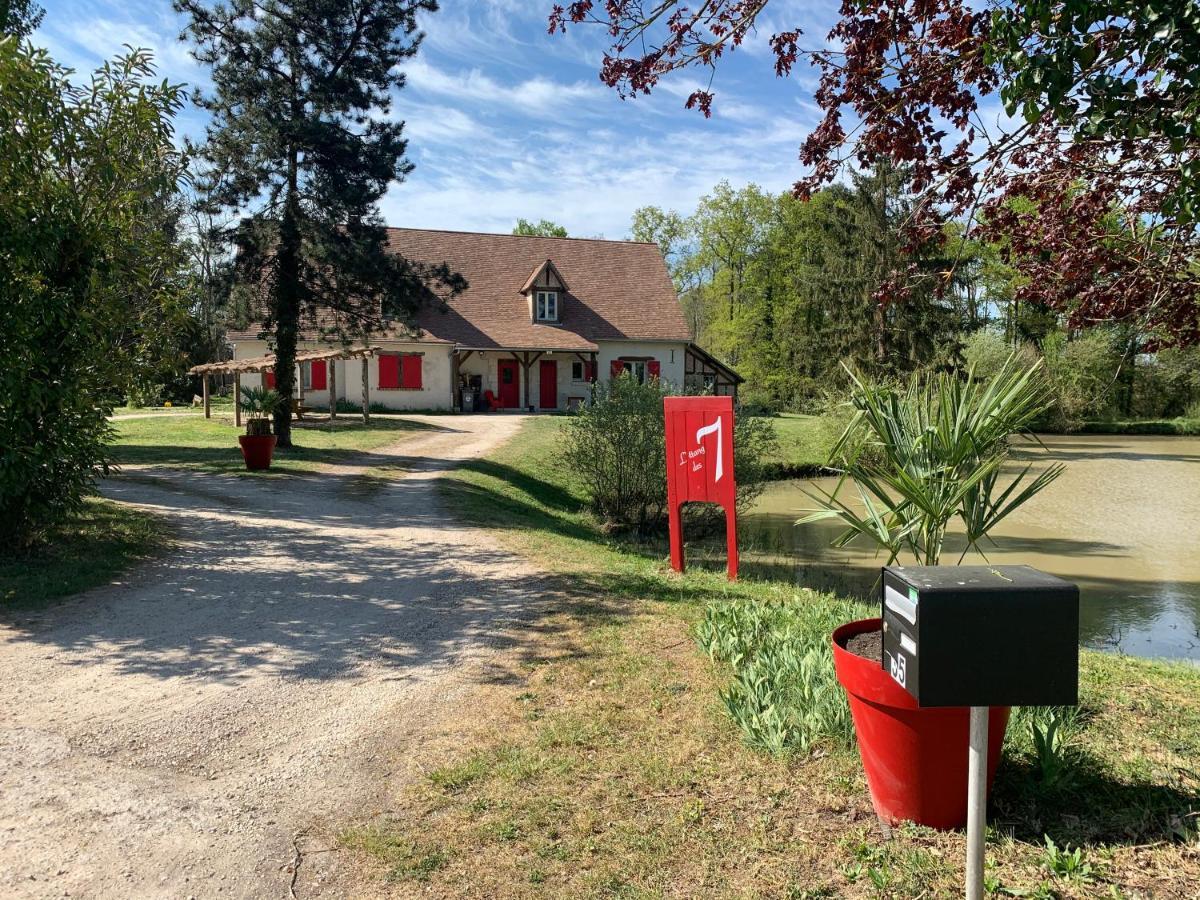 L'Etang Des 7 Hotell Le Controis-en-Sologne Eksteriør bilde